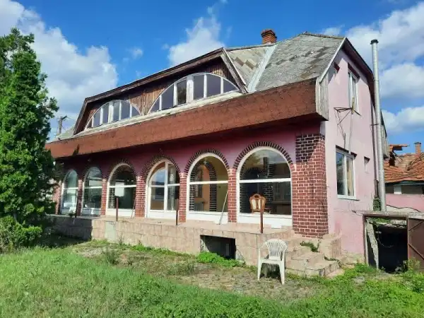 Eladó családi ház, Abaújszántó 4 szoba 157 m² 14.99 M Ft