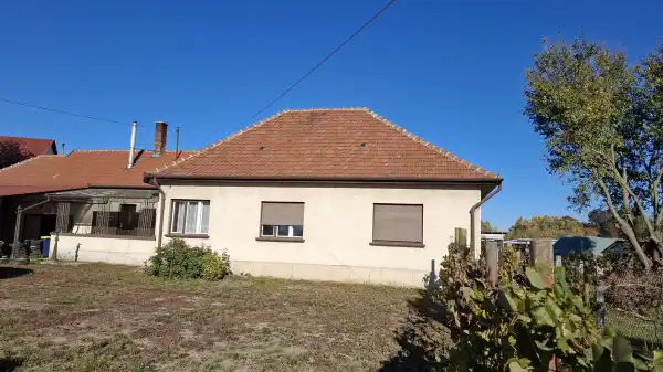 Eladó családi ház, Albertirsa 3 szoba 108 m² 89 M Ft Eladó családi ház, Albertirsa 3 szoba 108 m² 89 M Ft