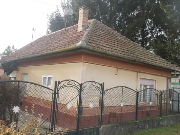 Eladó családi ház, Albertirsa 2 szoba 55 m² 27.5 M Ft
