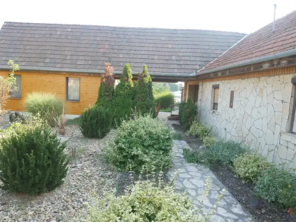 Eladó családi ház, Albertirsa 3+1 szoba 92 m² 49.5 M Ft