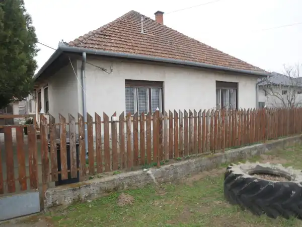 Eladó családi ház, Albertirsa 4 szoba 102 m² 59.9 M Ft