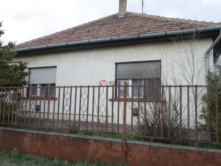 eladó családi ház, Albertirsa