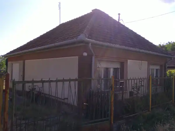Eladó családi ház, Albertirsa 2 szoba 60 m² 23.5 M Ft
