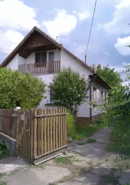 eladó családi ház, Albertirsa