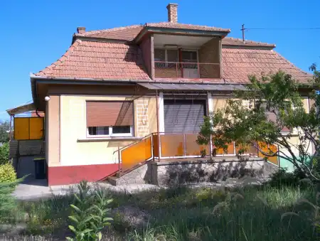 eladó családi ház, Albertirsa