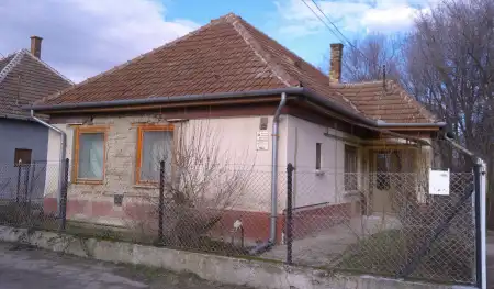 eladó családi ház, Albertirsa