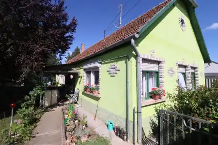 eladó családi ház, Albertirsa