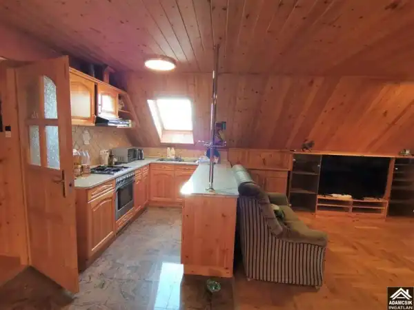 Eladó családi ház, Alsónémedi 5 szoba 360 m² 99.9 M Ft