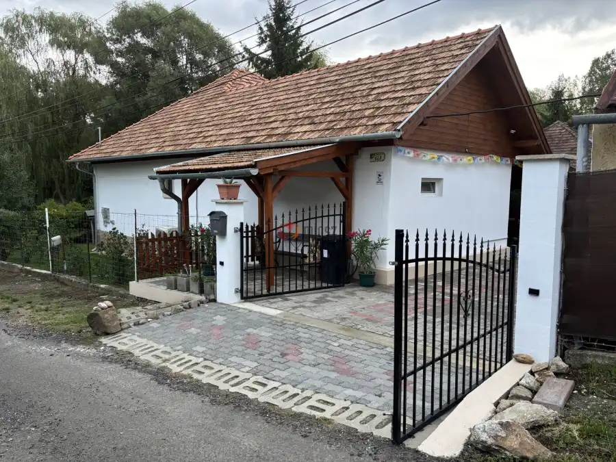 eladó családi ház, Alsópetény