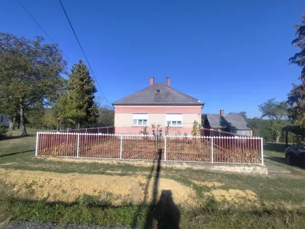 Eladó családi ház, Apátistvánfalva 2 szoba 78 m² 65 M Ft