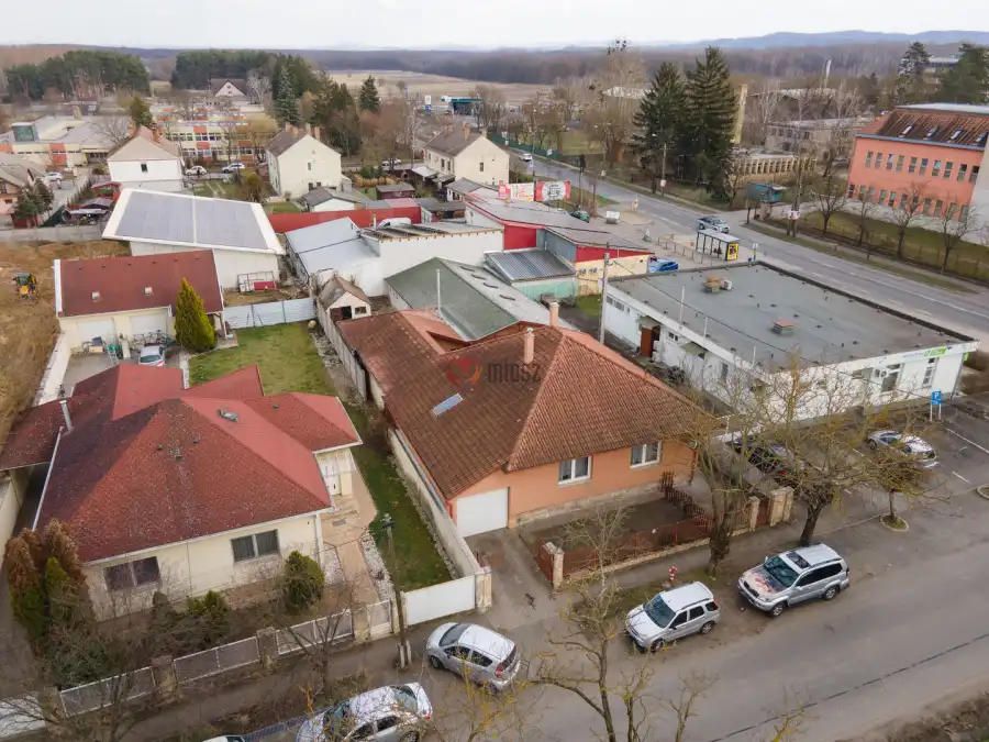 eladó családi ház, Balassagyarmat