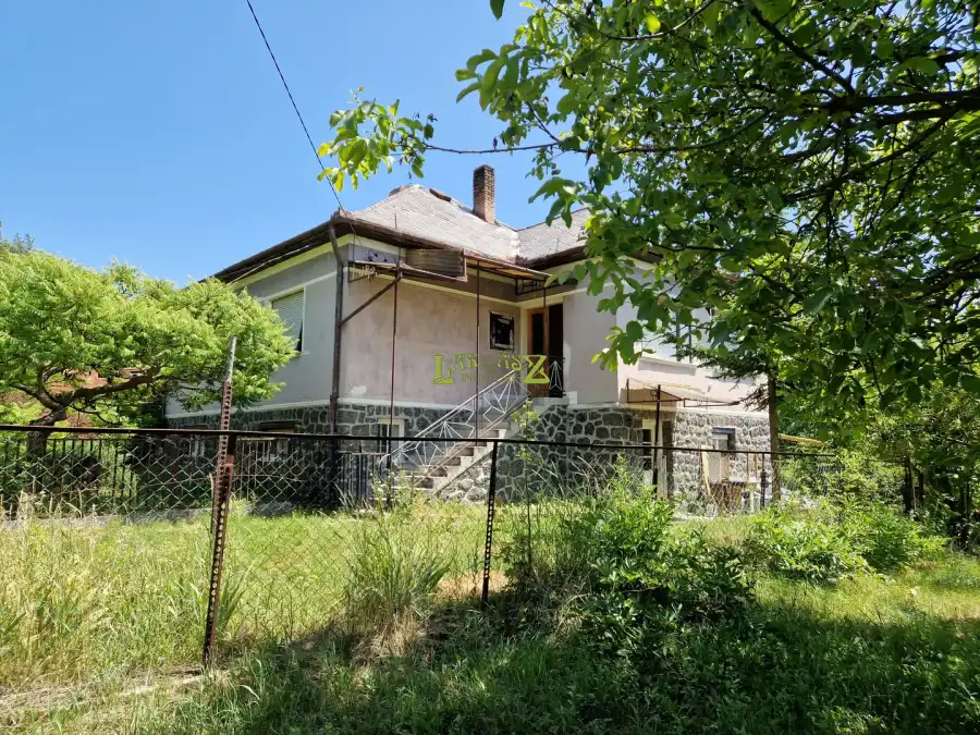 eladó családi ház, Balaton
