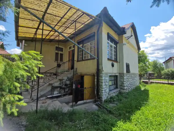 Eladó családi ház, Balaton 2 szoba 60 m² 15.5 M Ft