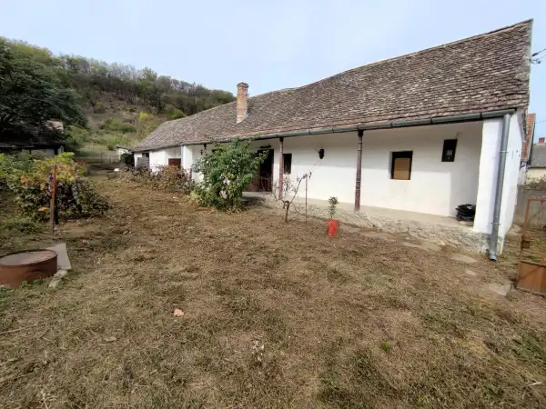 Eladó családi ház, Báta 2 szoba 65 m² 3.95 M Ft