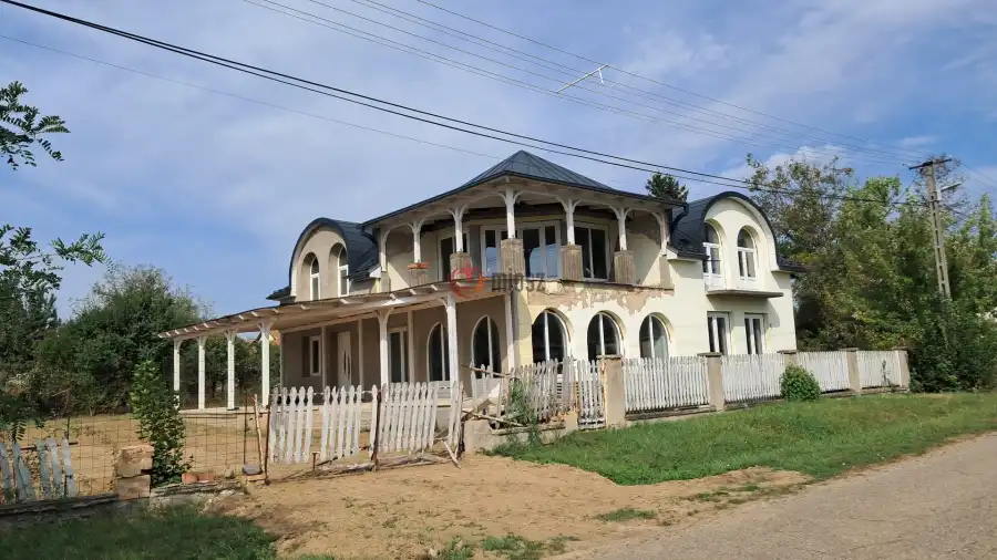 eladó családi ház, Bátonyterenye