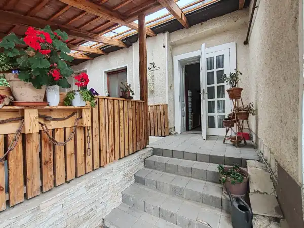 Eladó családi ház, Becske 3+1 szoba 117 m² 27.5 M Ft