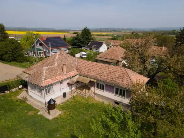 Eladó családi ház, Bernecebaráti 3 szoba 125 m² 26.9 M Ft