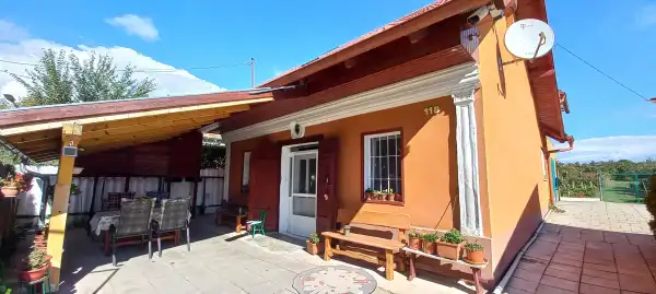 Eladó családi ház, Bicske 1 szoba 140 m² 69.5 M Ft