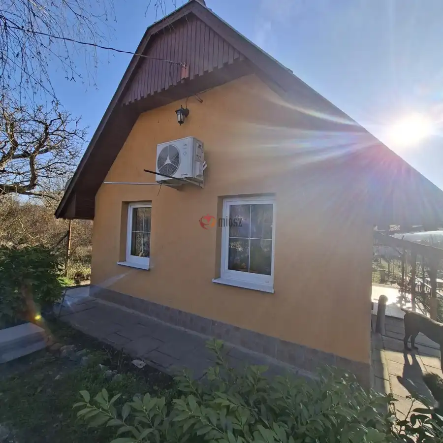 eladó családi ház, Bicske