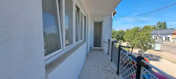 Eladó családi ház, Bicske 7 szoba 440 m² 150 M Ft