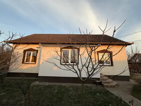 eladó családi ház, Biharnagybajom