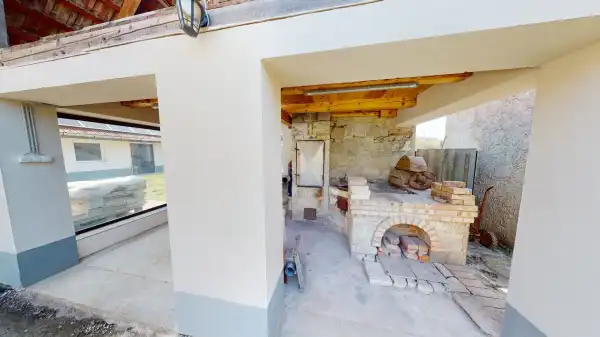 Eladó családi ház, Bodrogkisfalud 5 szoba 301 m² 148 M Ft