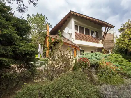 eladó családi ház, Budaörs