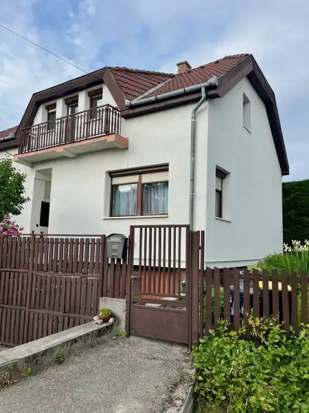 eladó családi ház, Budaörs