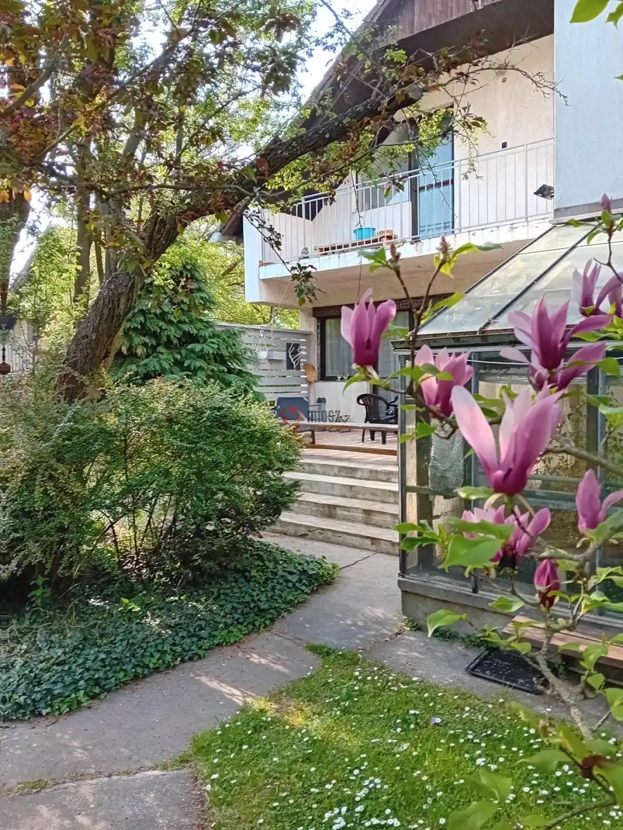 eladó családi ház, Budapest, II. kerület