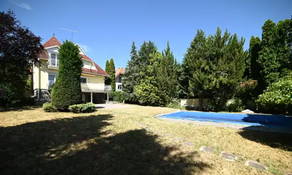 Eladó családi ház, Budapest, II. kerület 6 szoba 276.8 M Ft