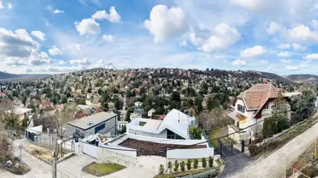 eladó családi ház, Budapest, II. kerület