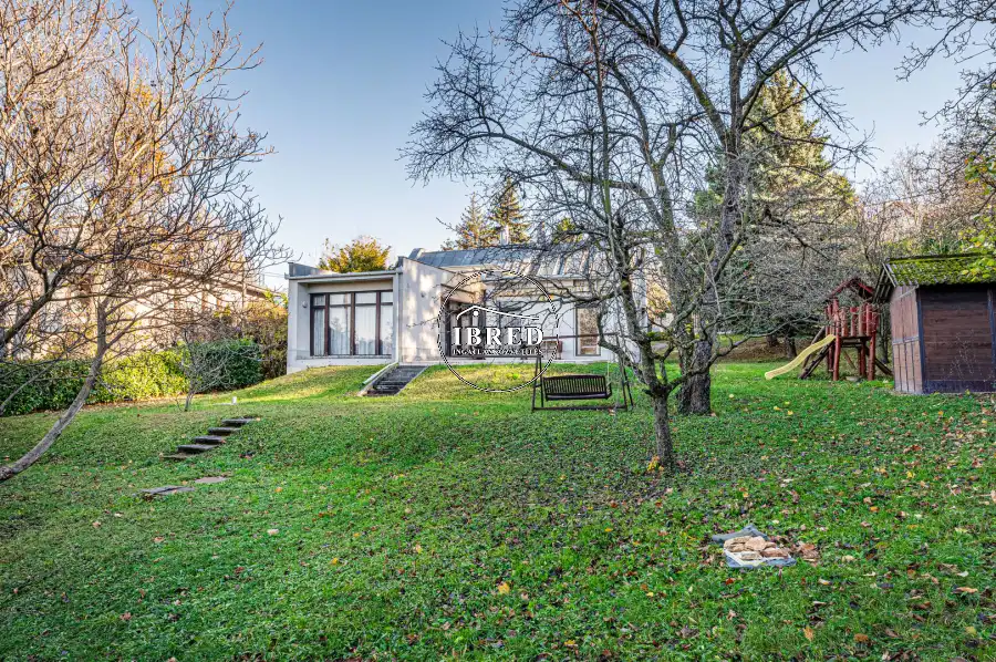 eladó családi ház, Budapest, XII. kerület