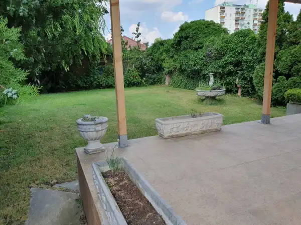 Eladó családi ház, Budapest, XV. kerület 6 szoba 180 m² 154.5 M Ft