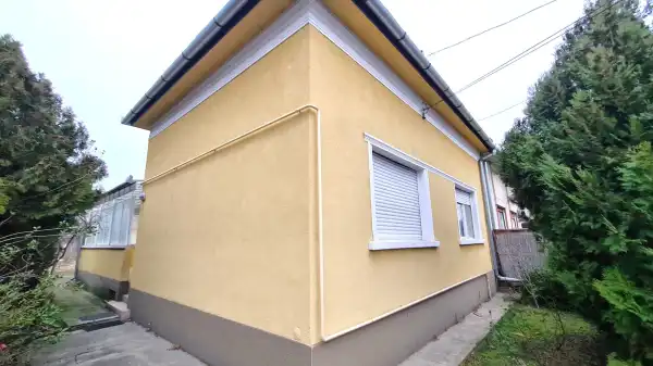 Eladó családi ház, Budapest, XV. kerület 3+1 szoba 149 m² 89 M Ft