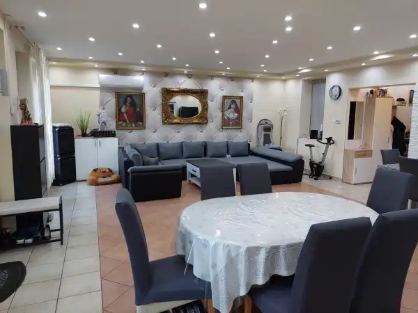 Eladó családi ház, Budapest, XXIII. kerület 7+1 szoba 232 m² 115 M Ft