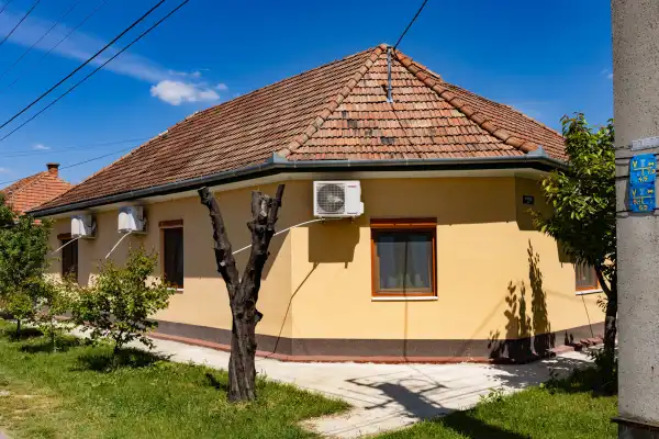Eladó családi ház, Cegléd 5 szoba 144 m² 77 M Ft