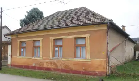 eladó családi ház, Cegléd