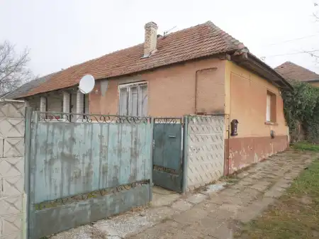 eladó családi ház, Ceglédbercel