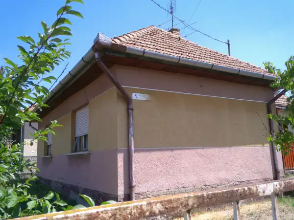 Eladó családi ház, Ceglédbercel 3 szoba 86 m² 43 M Ft