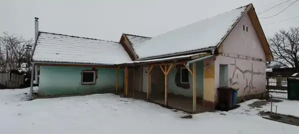 Eladó családi ház, Csány 3 szoba 60 m² 15 M Ft