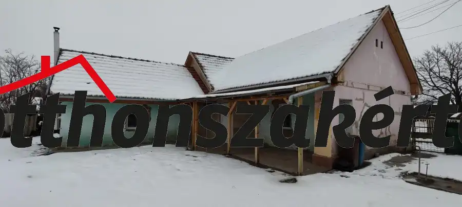 eladó családi ház, Csány