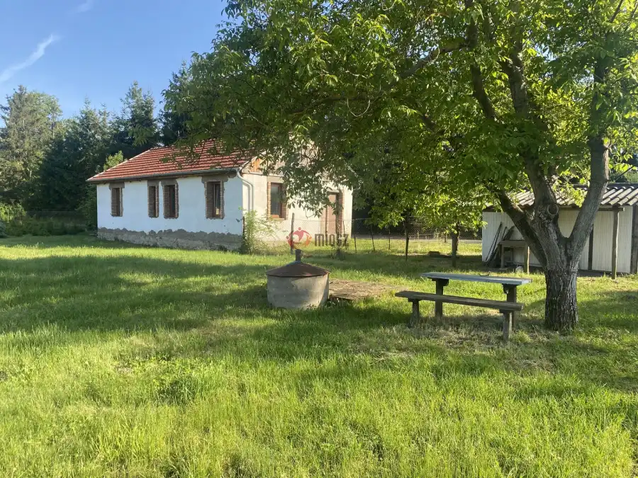 eladó családi ház, Csesztve