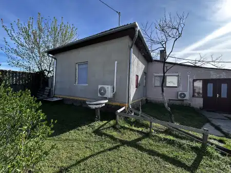 eladó családi ház, Csévharaszt