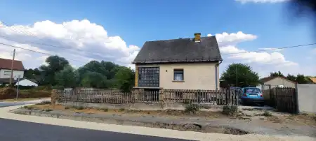eladó családi ház, Csörög