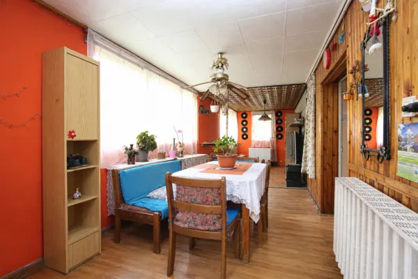Eladó családi ház, Csörög 8 szoba 180 m² 64.9 M Ft