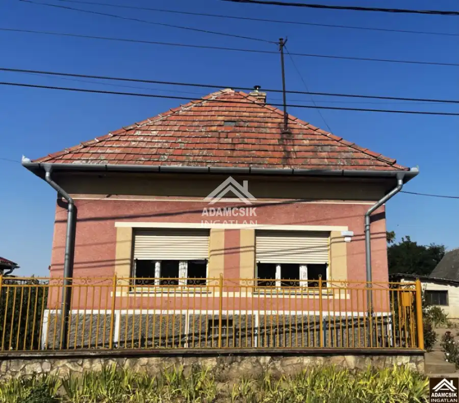 eladó családi ház, Dabas