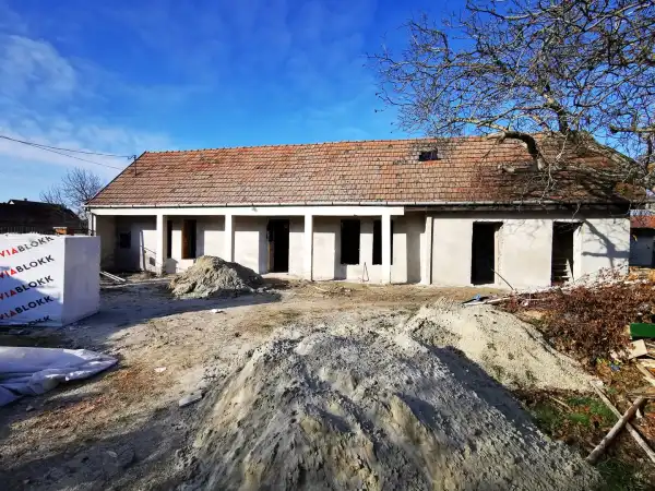 Eladó családi ház, Dabas 1 szoba 65 m² 21.99 M Ft