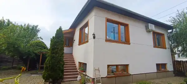 Eladó családi ház, Dabas 6 szoba 175 m² 89.9 M Ft