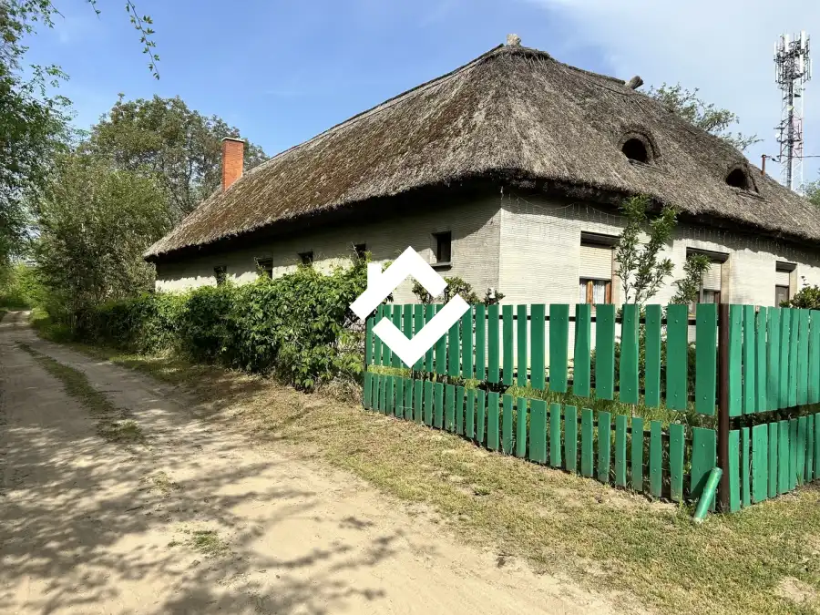 eladó családi ház, Dabas