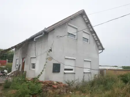 eladó családi ház, Dánszentmiklós